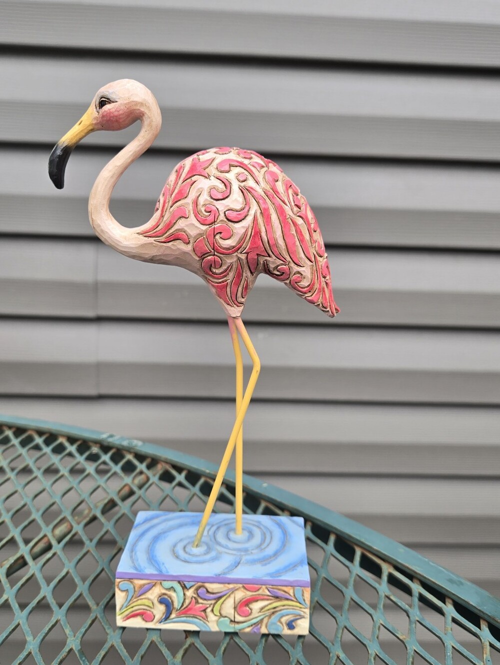 Jim shore pink flamingo Figurine. With Box